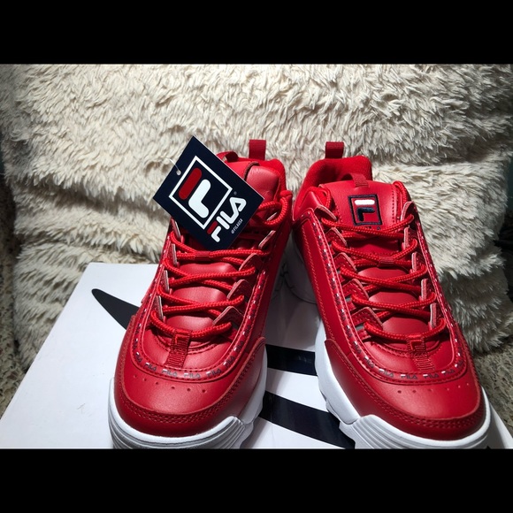 BRAND NEW RED FILA DISRUPTOR II (Women’s) - Picture 3 of 8